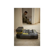 Nabíječka Dual Port  V20 AKU 4A