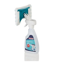 Čistič na okna s rozprašovačem a mopem na okna