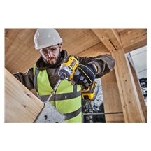 Utahovák AKU rázový 1/4" DCF860N 18V  bez aku a nabíječky