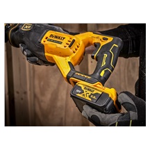 Pila mečová AKU DCS382N 18V bez aku a nabíječky